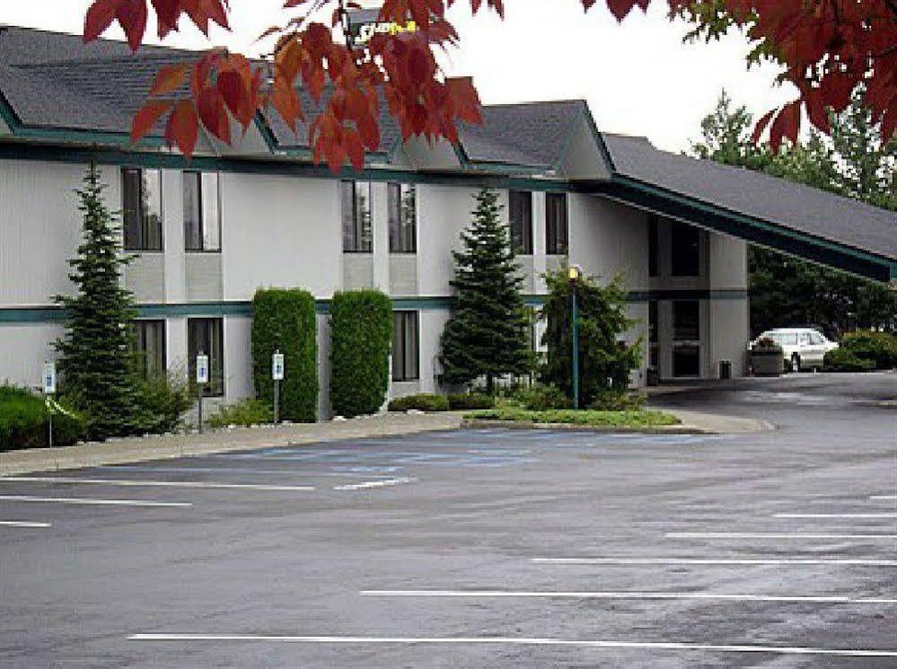 Red Lion Inn & Suites Post Falls Kültér fotó